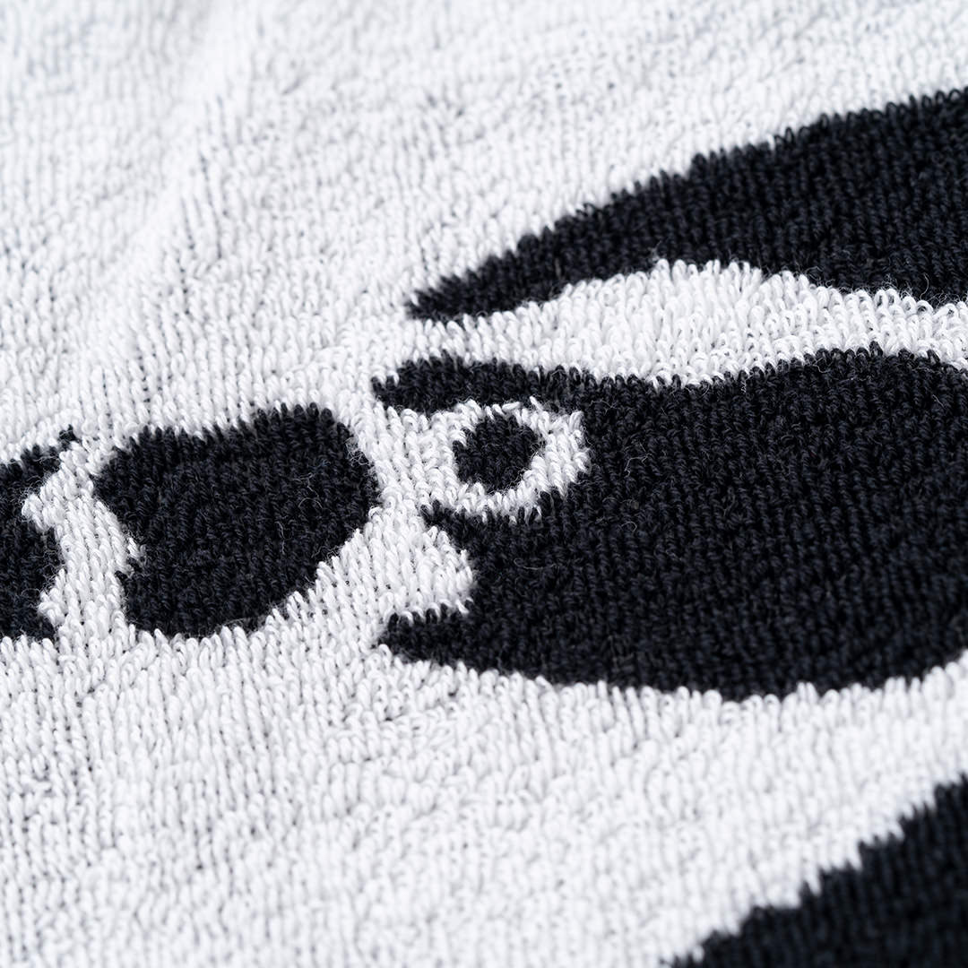 PENGUIN FACE TOWEL